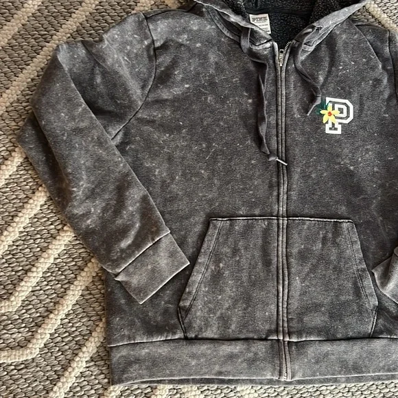 PINK Victoria’s Secret. Size XL. Gray super soft zip up hoodie. - Picture 5 of 8